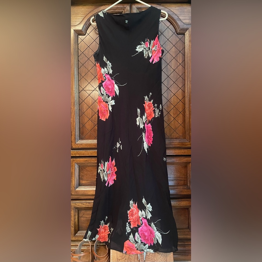 Women’s size 16 black mid-length floral sleeveless dress